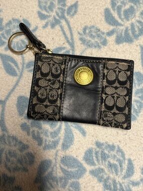 Coach Signature C Keychain Wallet Black and Gold
